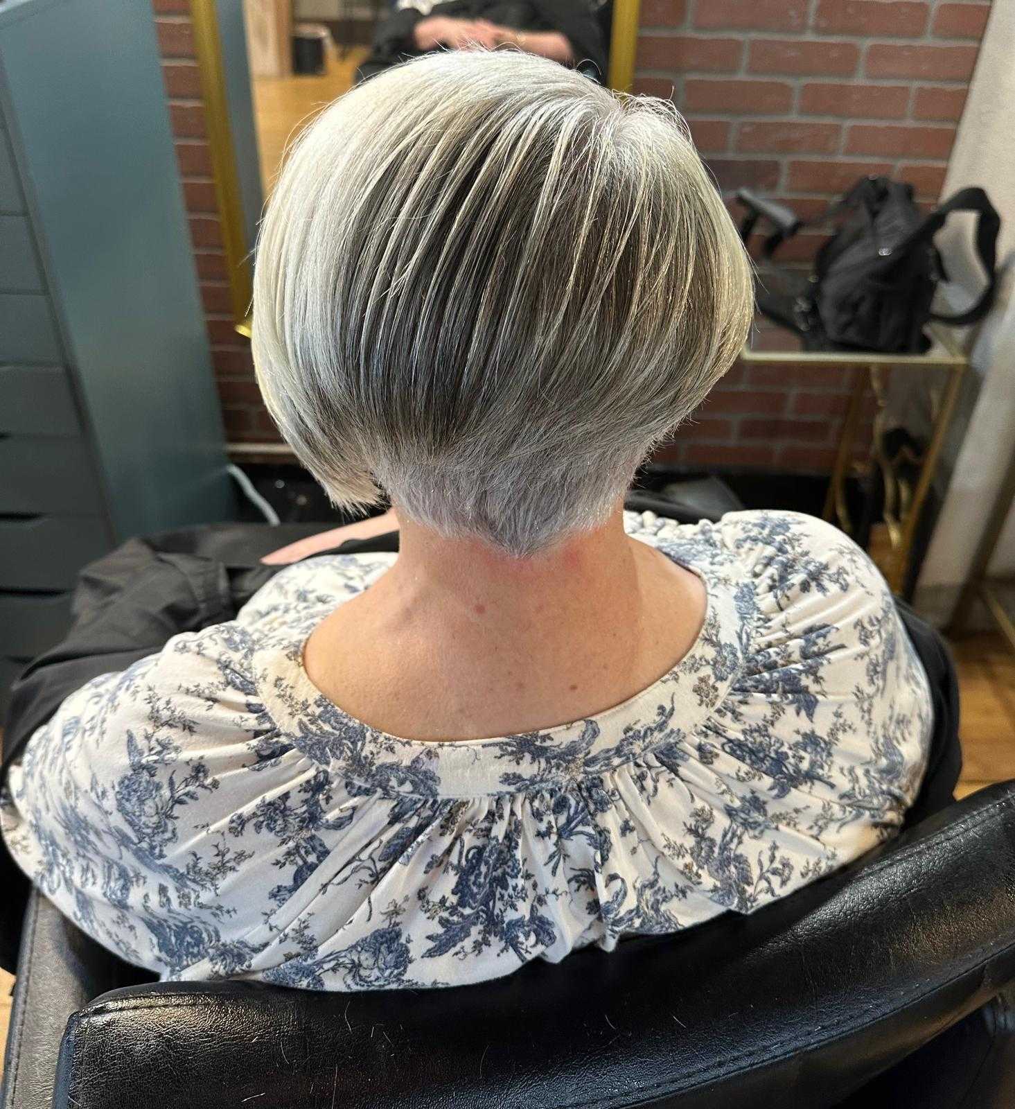 womens senior hair cut